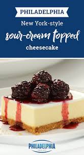 Versare in una ciotola le uova, lo zucchero, la vanillina e il succo di limone, sbattendo il tutto. Philadelphia Sauerrahm Kasekuchen Nach New Yorker Art Philly Trifft Graham Cracker Cheesecake Recipe Cream Cheese Recipes Dessert Holiday Cheesecake Recipes