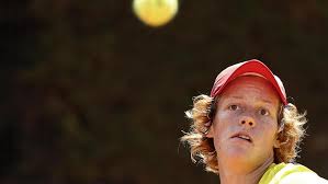 Italy's jannik sinner will play unseeded hungarian marton fucsovics in the first round of the 2021 wimbledon on monday, june 28. Jannik Sinner Kampft Um Sein Wimbledon Ticket Tennis Sportnews Bz