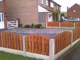 Zaune Und Tore Metall Fur Garten Gartenterrassezaune Selberbauen Gartentorobi Hoftormetall Edelstahl Gartenzaun Torhof Fechten Zaune Und Tore Holzzaun