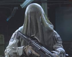 Just fyi for the newbs, you don't need a knife to do finishing moves, it doesn't matter what weapon you have in your hand, you just move faster with a knife. Warzone How To Equip Do Finishing Moves Call Of Duty Modern Warfare Gamewith