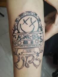 Small blink 182 illustrative tattoo design tattoo dimensions: Just Turned 18 And Decided To Get A Tattoo To Remind Myself Of The Person I Always Want To Keep Being Blink182
