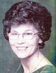 Dora Helton's Instagram, Twitter & Facebook