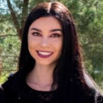 Sarah Sayers's Instagram, Twitter & Facebook