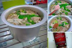 Masukkan kentang, lobak dan cendawan bila dah mendidih masukkan rempah sup, kacau sebati, perasakan dgn garam dan perasa, bila sup dh hampir masak masukkan buah tomato. Sup Sayur Cendawan Menu Sihat Dan Sesuai Untuk Yang Nak Diet