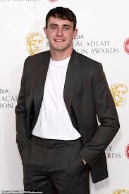 Daily news and pics of the emmy nominee actor paul mescal linktr.ee/paulmescalpics. E1qydt F4r5xtm
