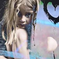 Lori Basile's Instagram, Twitter & Facebook