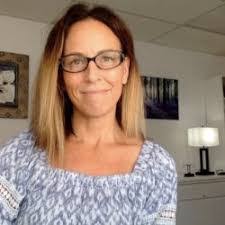 Danielle Hatem's Instagram, Twitter & Facebook