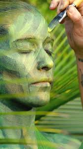 Created in the jungle of Tulum by the amazing body painter @Lela Perez  using our water-activated palettes 🎨 with our model and yoga teacher  @Giada Campanella