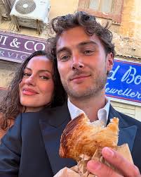 Jesse Christopher Burgess (@jesse_burgess) • Instagram photos and videos