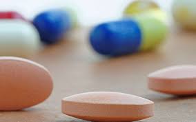 Les statines réduiraient le risque d'événements vasculaires chez les personnes âgées de plus de 75 ans. Cholesterol Les Statines Representent Elles Un Danger
