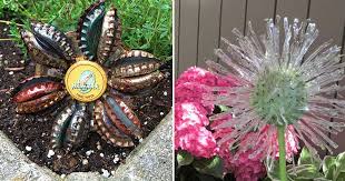 Relaxing and enjoying the beauty of my garden is one of my favorite leisure time during the spring and summer. 8 Diy Garden Art Flowers From Recycled Materials Balcony Garden Web