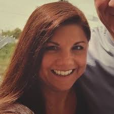 Kelly Carlock's Instagram, Twitter & Facebook