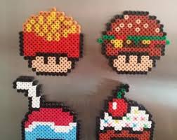 Aimant Champignon De Mario Motifs Perles Hama Champignon Dessin Artisanat A Perlesperles