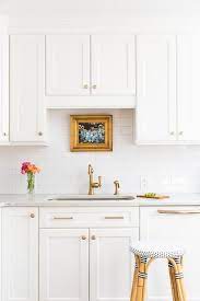 White Shaker Kitchen Cabinets With Gold Hardware Transitional Kitchen Kitchen Cabinet Styles White Kitchen Design White Shaker Kitchen