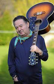 Yeni doğan çocuğu torunundan yaşça küçük olan şarkıcı?? Kayahan Turkish Singer Songwriter Dies At 66 The New York Times