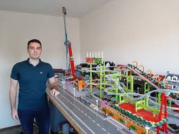 May 26, 2021 · het rouwverlof breidt binnenkort uit van drie naar tien dagen. Gerard 30 Uit Zwolle Bouwt Elke Kermisattractie Exact Na Met Lego Ik Wilde Steeds Meer En Meer Zwolle Destentor Nl