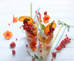 Sangria Bianca Per Un Frizzante Dolce E Fresco Cocktail Estivo Delizie Confidenze