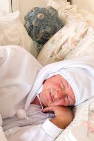 Immagini Stock - Divertente Immagine Retrò Di Una Coppia Di Anziani A Letto.  Image 15831116