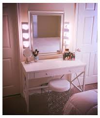 Diy Vanity Dustin Made For Me Desk Target 100 Mirror Target 30 Lights Amazon 15 Stool Ross 30 White Vanity With Lights Diy Vanity Target Home Decor