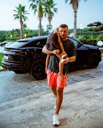 Lukas podolski ist einer der erfolgreichsten deutschen fußballspieler und beliebt bei jung und alt: Lukas Podolski Sleeping Princess Daddysgirl Family Love Facebook