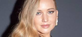 Fans Praise Jennifer Lawrence For Being 'Private' As Baby No. 2 Is Confirmed