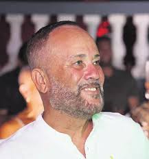 OM ta pidi dos aña di prison incondicional pa ex-minister Besaril