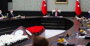 Cumhurbaşkanı erdoğan'ın başkanlığında toplanan kabine toplantısı'nda birçok önemli gündem maddesi yer alıyor. Cumhurbaskani Erdogan Saat Kacta Aciklama Yapacak Kabine Toplantisi Saat Kacta Bitecek Son Dakika