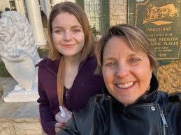 Olivia Marr's Instagram, Twitter & Facebook