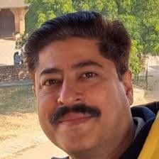 Ed Teixeira's Instagram, Twitter & Facebook