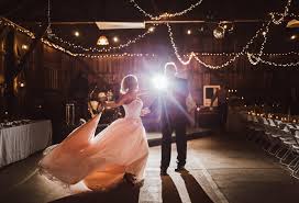 Ihr seid auf der suche nach einem hochzeits dj? Vater Tochter Tanz Fakten Tipps Und Lieder