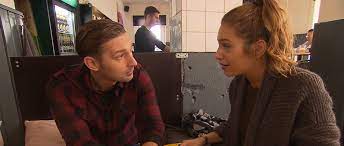 Sie werden sich große gedanken machen. Berlin Tag Nacht Milla Zeigt Sich Im Brautkleid