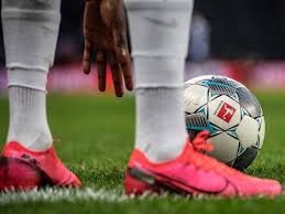 Os mandantes buscam por mais uma temporada se manter na 1ª divisão e até chegar. Campeonato Alemao Comeca Nesta Sexta E Italiano No Sabado