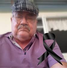 Un gran sostenedo den Mundo di Drag Race sr. Ronnie Henriquez a bai sosega.  Como doño di auto Cosa Nostra y various otro auto cu a forma parti di nan  team maneha