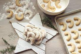 In the kitchen with siobhan w. Czech Walnut Wreath Cookies 46 Christmas Cookies Ideas Cookies Christmas Cookies Christmas Food Topping 1 Cup 120 G Powdered Sugar Or 1 Cup 200 G Granulated White Sugar Donnetta Worcester