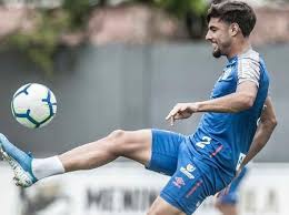 Последние твиты от yuri alberto (@yuri_alberto). Santos Pode Repetir Caso Bambu Com Yuri Alberto Inter Ve Jogador No Santos 31 07 2020 Uol Esporte