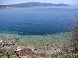 Η αμμουλιανή είναι ένα νησάκι στον κόλπο του αγίου όρους, απέναντι από τηντρυπητή. Ammoylianh Aiolos Studios Apartments Xalkidikh