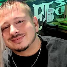 Alan Arceneaux's Instagram, Twitter & Facebook