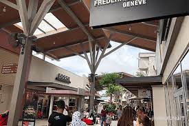 Louis vuitton discount outlet, 80% off on louis vuitton. Kuala Lumpur Genting Highlands Premium Outlets And Genting Highlands 2018 Joven At Heart