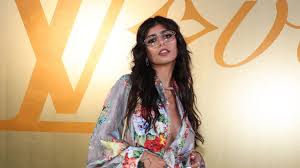Momentazos en el primer desfile de Pharrell Williams para LV con Rihanna,  Beyoncé, Zendaya, Maluma, Arón Piper, Kim Kardashian… | Moda | LOS40