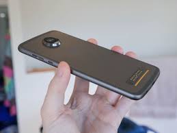 Motorola Moto Z2 Play Review > Camera ...