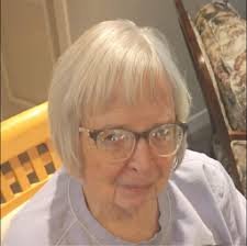 Are there any descendants of Mona and Harold Vidler in St. Thomas?