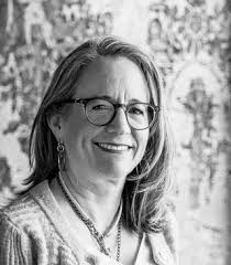 □ Revealing the Secret of Great Italian Art □ Chapter News □ IFDA'S  Educational Foundation Announces Professional Grants