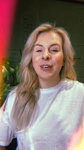 Amanda Puetz's Instagram, Twitter & Facebook