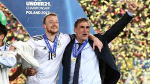Mit einem spektakulären 2:1 gegen holland zieht deutschland ins finale der em in ungarn und slowenien ein. Titel Held Arnold Vor Start Der U21 Em Uber 2017 Wir Waren Wie Freunde