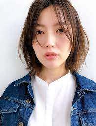 ポイントは 前髪チーク 気持ちを軽やかに整えてくれる無造作感ボブ lee ボブ ヘアスタイル ヘアスタイル ボブ