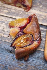 Le Gateau D Automne Quetsches Et Sirop D Erable Retrouvez Moi Sur Mon Blog Dedie A La Patisserie Https Gateau D Automne Sirop Erable Nourriture Spirituelle