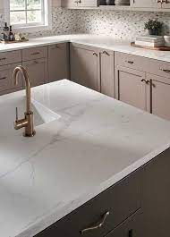 Kitchen Room Scene Statuary Classique Quartz Kitchen Remodel Countertops Quartz Kitchen Countertops Kitchen Countertops