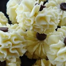 Semperit nie.yuk panggil semperit klasik.sbb semperit nie wujud dulu sebelum semperit susu. Resepi Semperit Sedap Dan Gebu