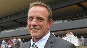 Jarrod Austin's Looks like Elvis to put