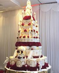 Bride Of The Day Getting Ready Session Sobiasofficial Mahasphotography Weddingphotography Extravagant Wedding Cakes Wedding Cake Art Classic Wedding Cake
